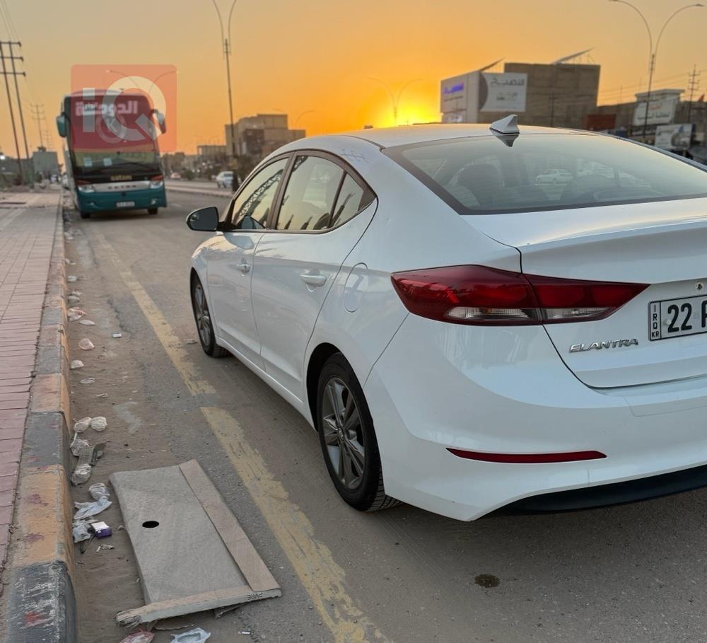 هیوندای ئەلەنترا